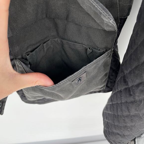 Smith & Wesson Women’s Conceal Carry Range Tracking Jacket Quilted Medium Gun - Picture 10 of 12